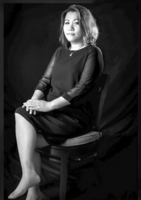 Andy Pena Portrait_72_Black&White-430_tonemapped